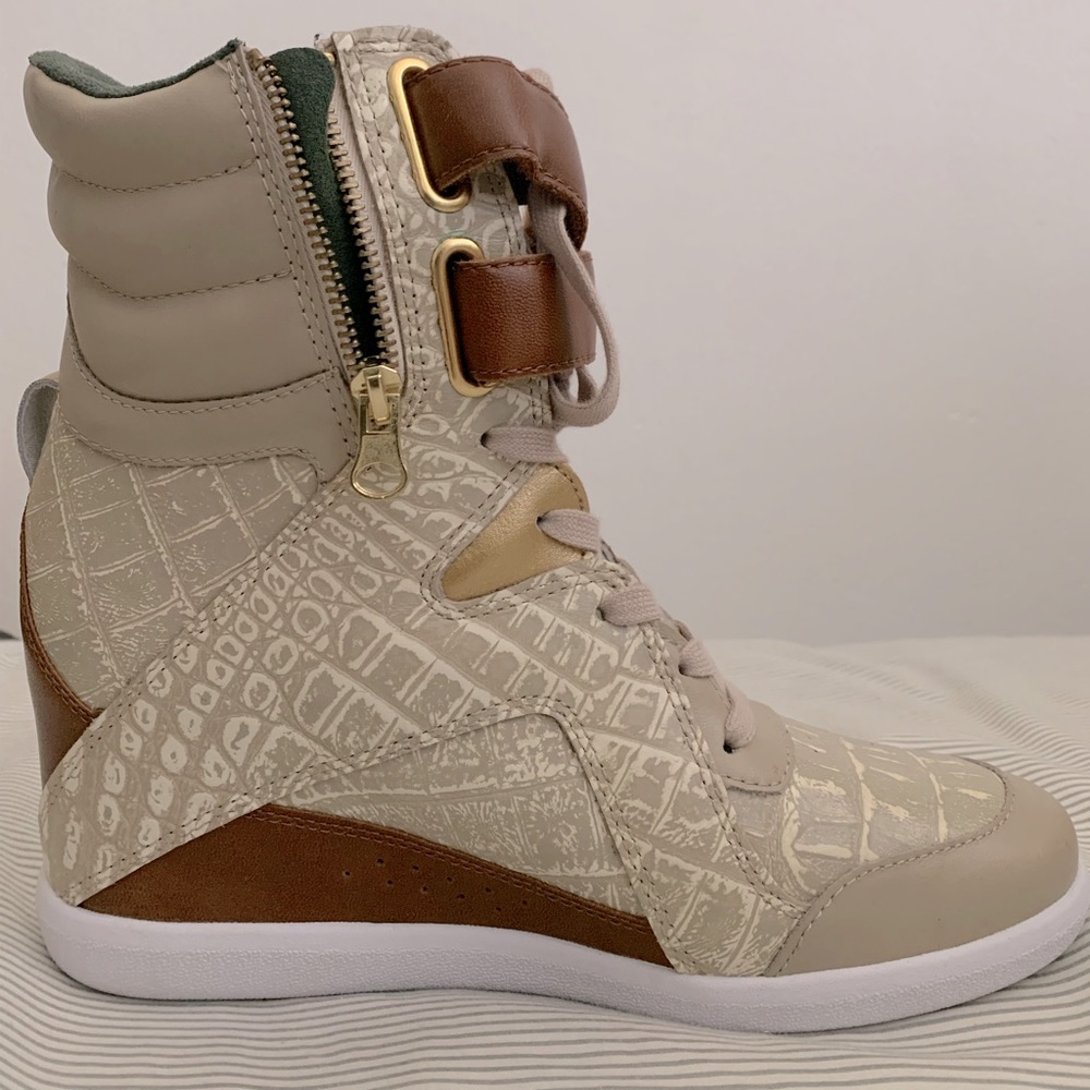 Reebok Women's Platform Wedge Sneakers